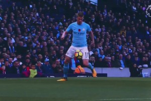 我是梅西！第一视角感受梅西巴萨时期的队内训练！像是打游戏！