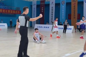 霍华德单核带队进决赛？杨毅：进攻端他不是核心，魔术多点开花