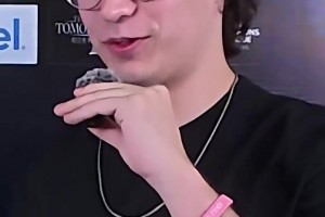 鬼知道他在想什么！切赫此前：穆帅有时故意在发布会误导对手！