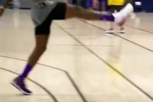 汪士钦边路狂突送传中，可惜队友没停好球