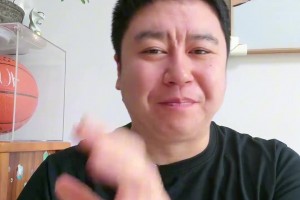 库里：穿上科比的鞋！我今晚真的被赋予了能量！