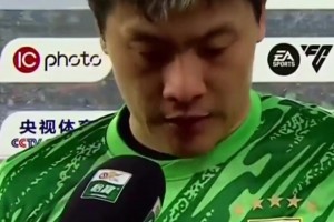 卡扎伊什维利双响27球憾失金靴，王大雷：下半场我们全力帮助他