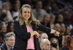 WNBA版科尔！哈蒙执教王牌四年带队三夺WNBA总冠军！